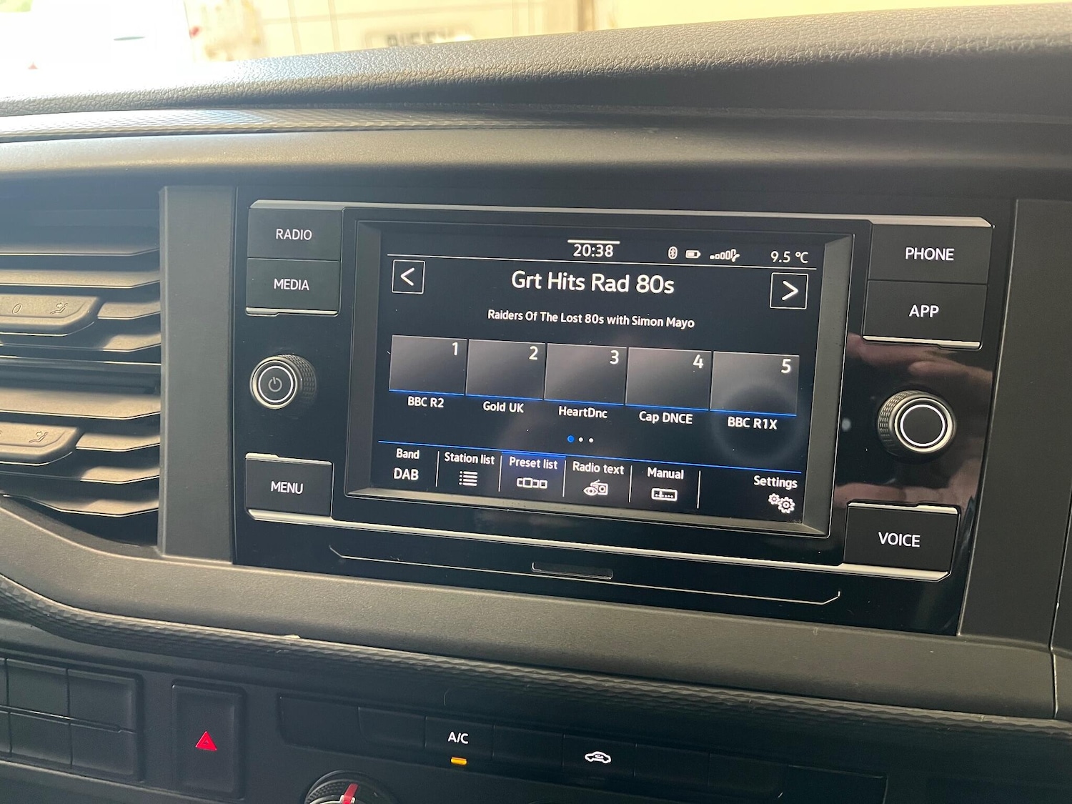 Used Volkswagen Transporter for sale - 77524200: Photo 23