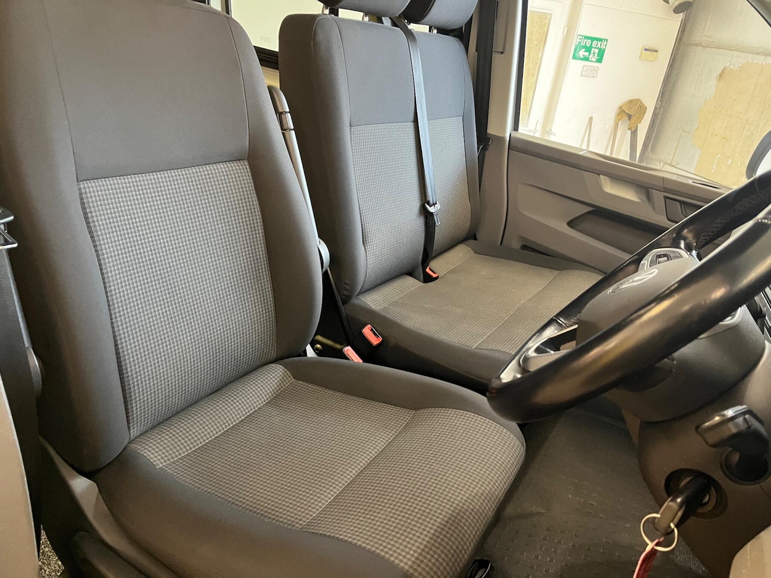 Used Volkswagen Transporter for sale - 77524200: Photo 36