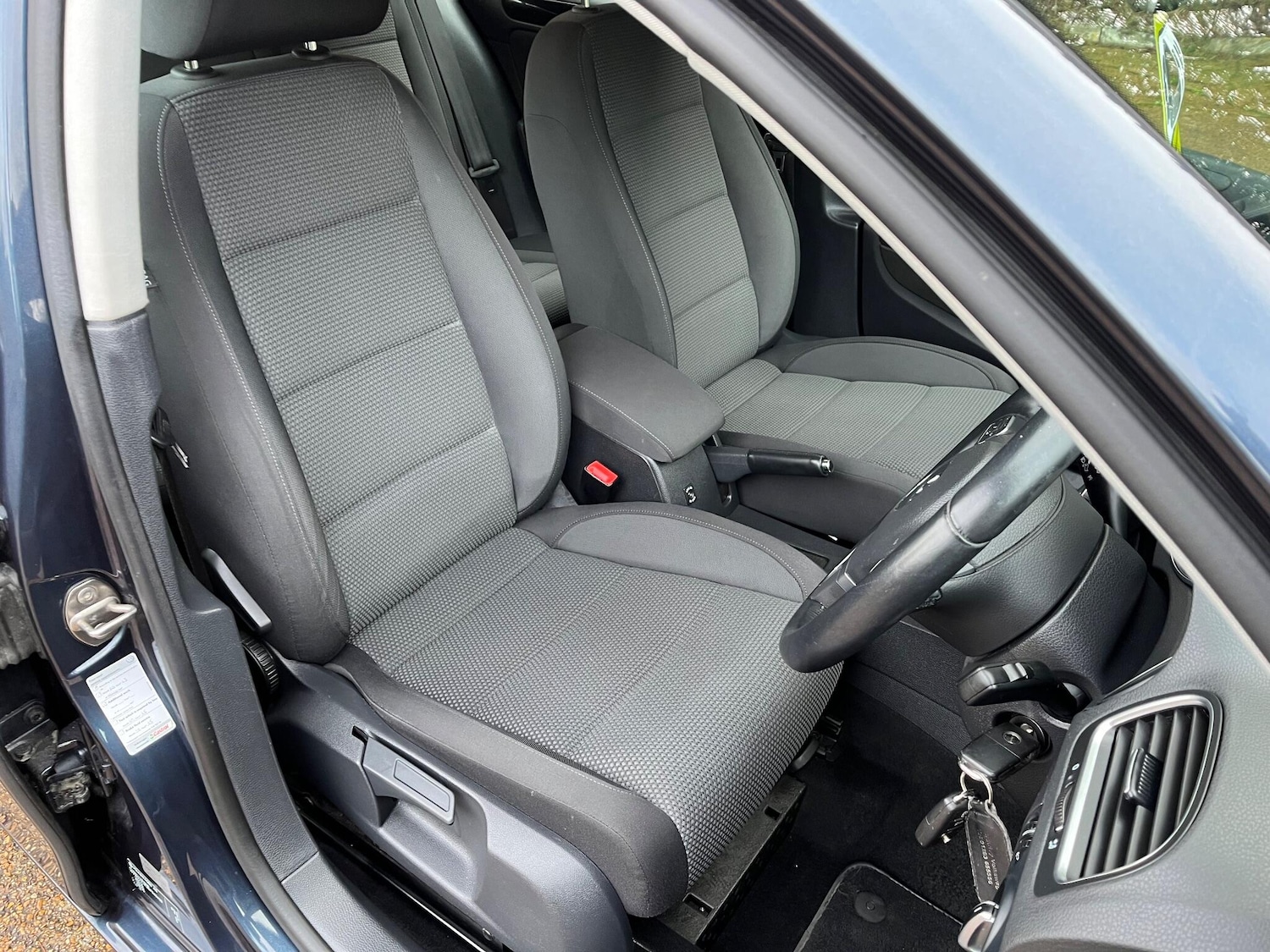 Used Volkswagen Golf 2012 for sale - 77633193: Photo 17