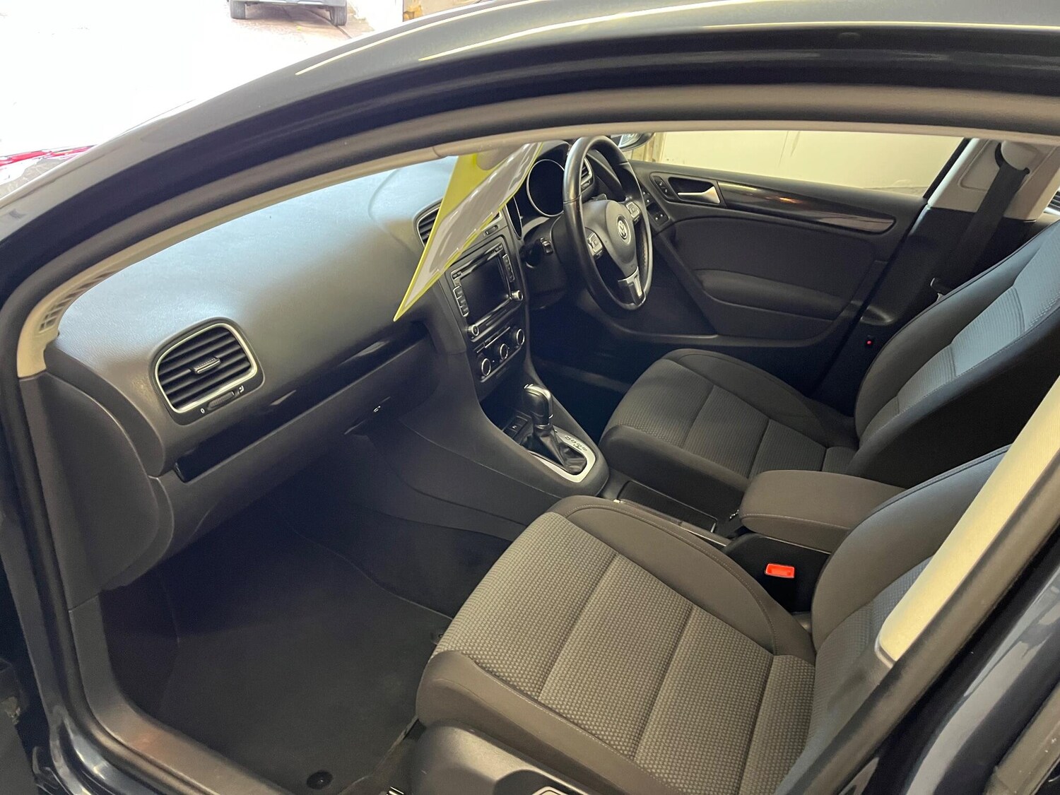 Used Volkswagen Golf 2012 for sale - 77633193: Photo 41