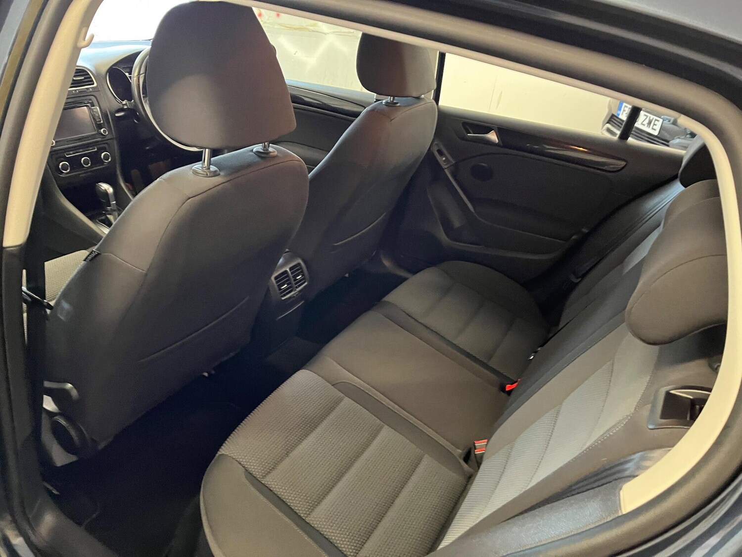 Used Volkswagen Golf 2012 for sale - 77633193: Photo 43