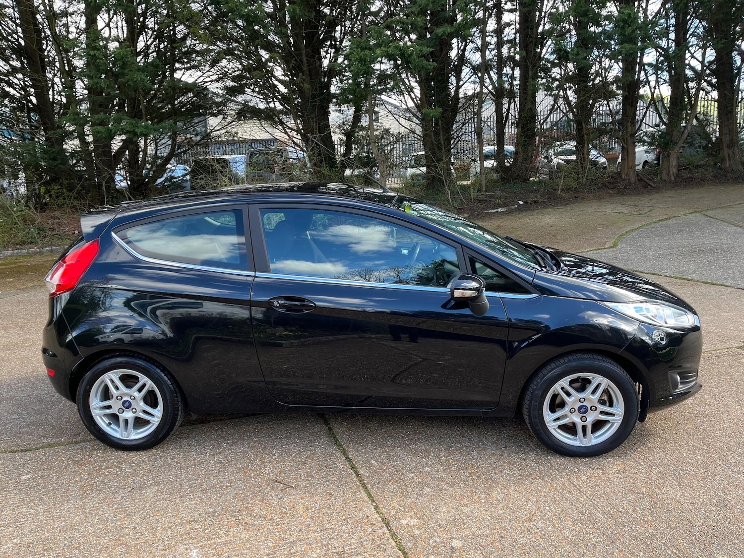 Used Ford Fiesta 2014 for sale - 78034133: Photo 13