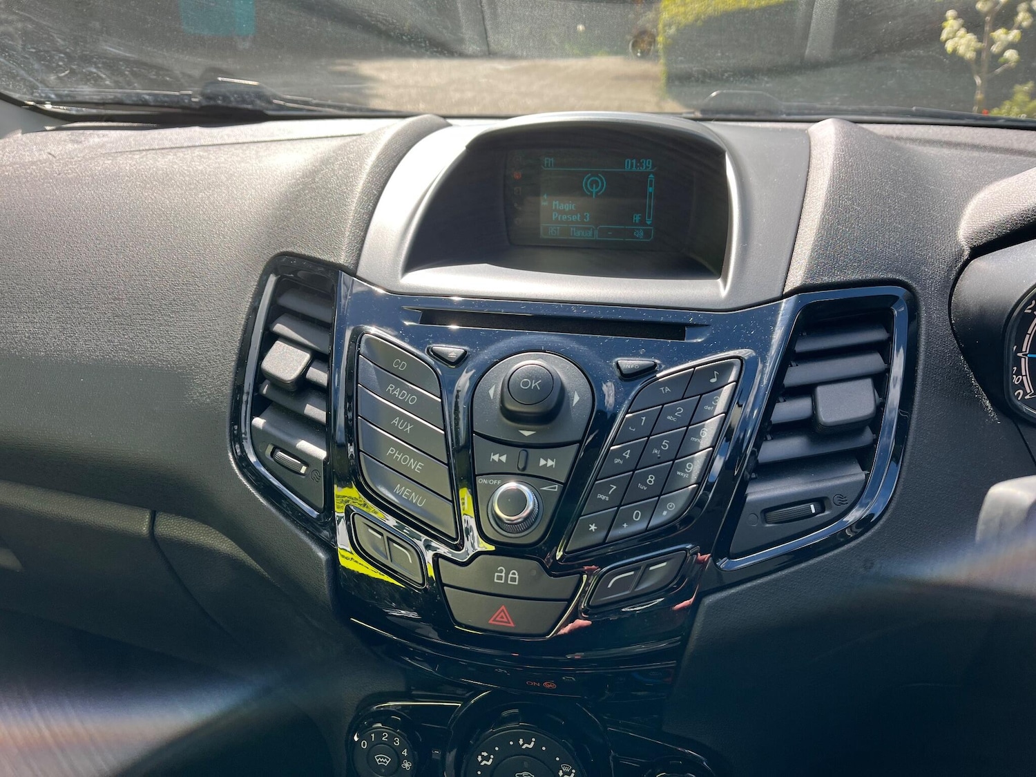 Used Ford Fiesta 2014 for sale - 78034133: Photo 17