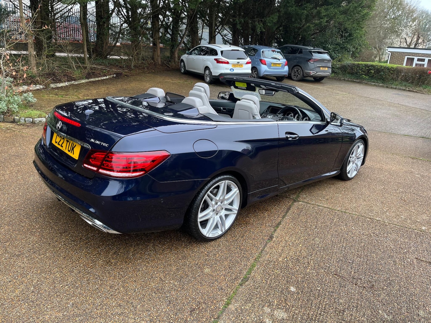 Used Mercedes-Benz E Class for sale - 77854216: Photo 10