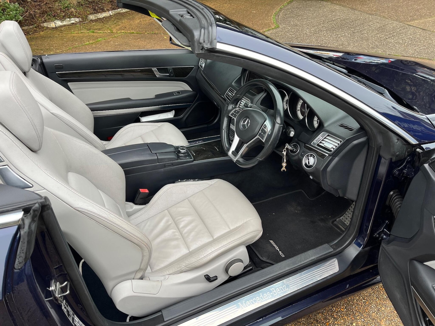 Used Mercedes-Benz E Class for sale - 77854216: Photo 13