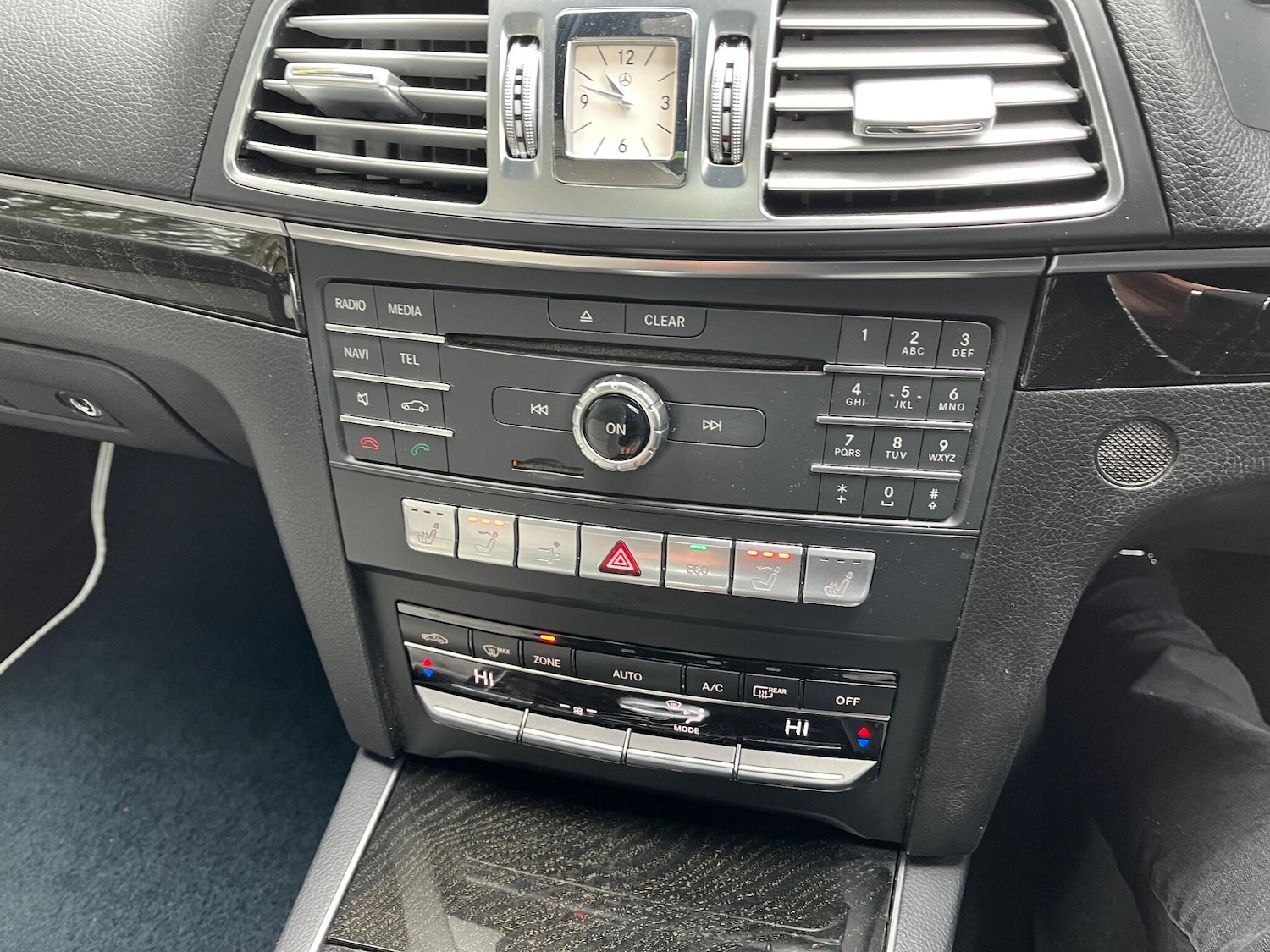 Used Mercedes-Benz E Class for sale - 77854216: Photo 21