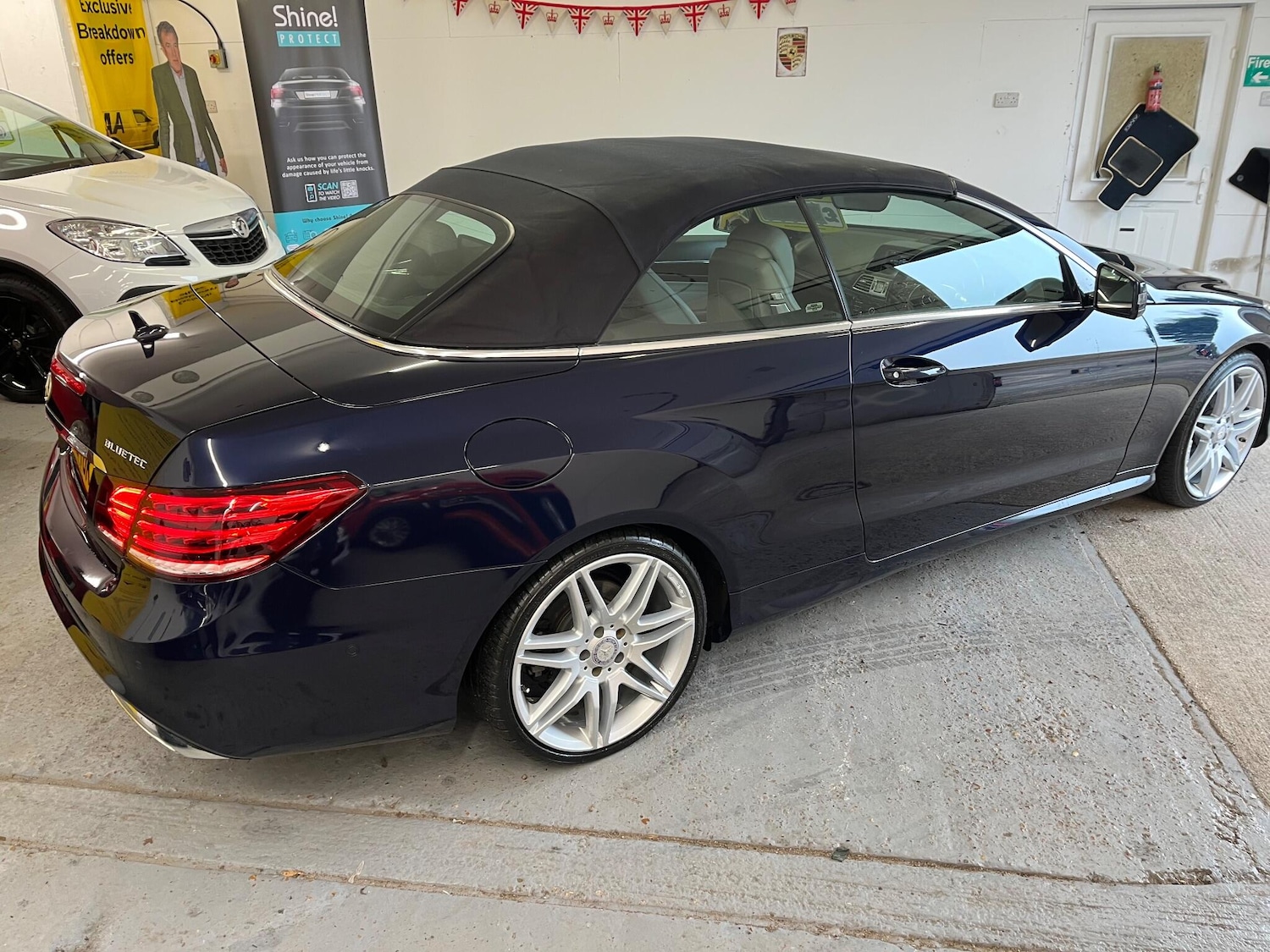 Used Mercedes-Benz E Class for sale - 77854216: Photo 58