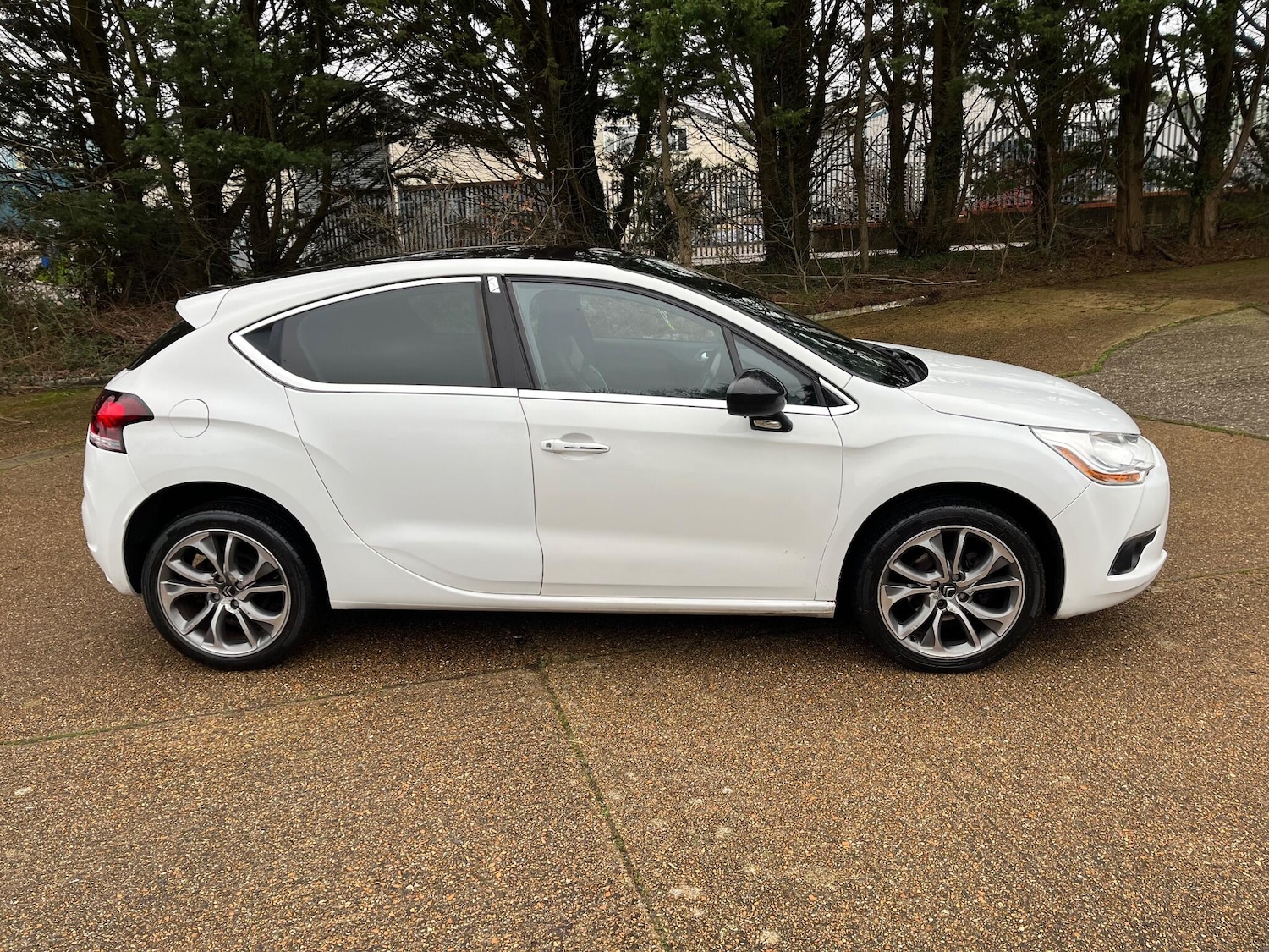 Used Citroen DS4 2014 for sale - 77633348: Photo 12