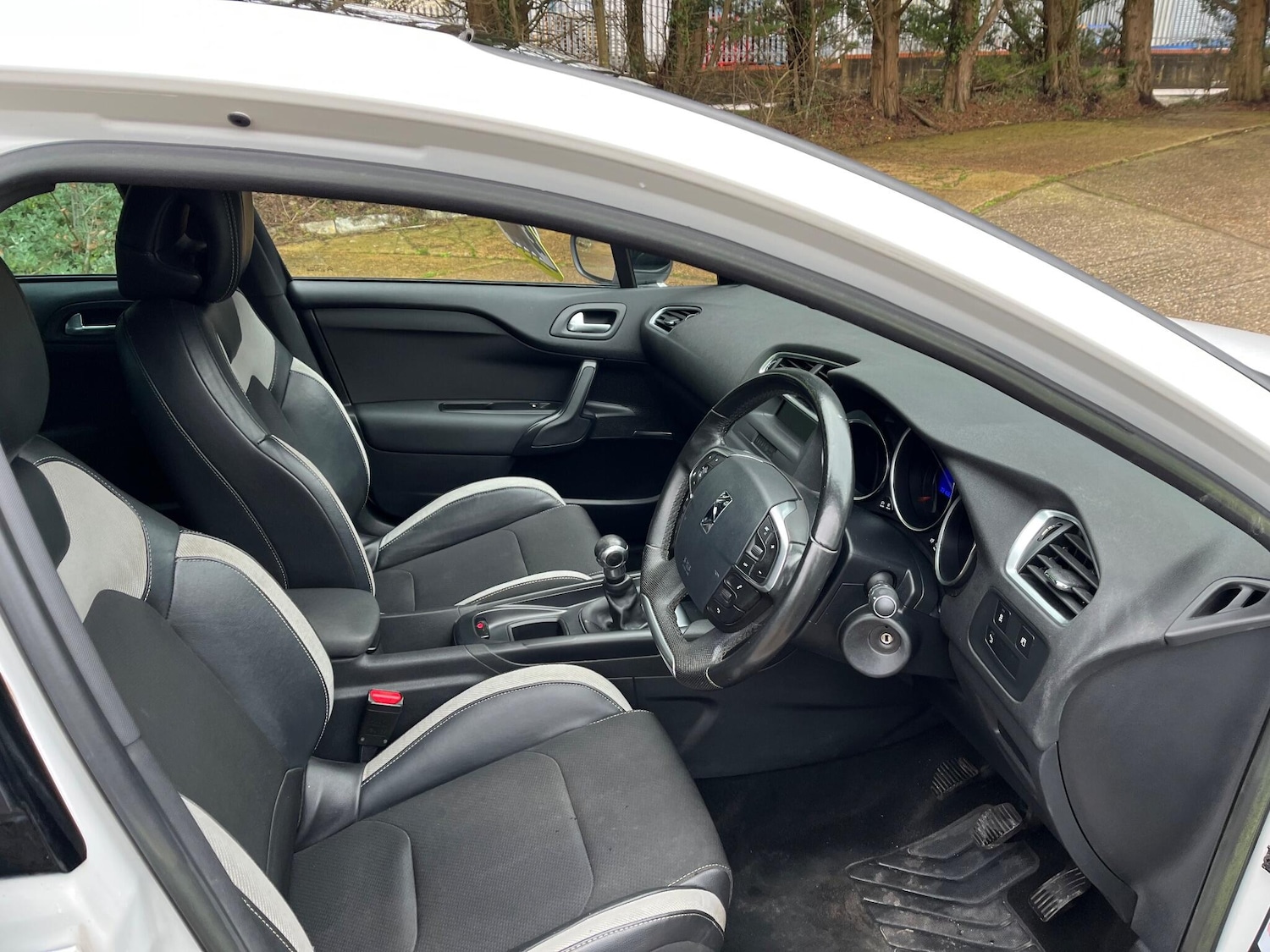 Used Citroen DS4 2014 for sale - 77633348: Photo 14