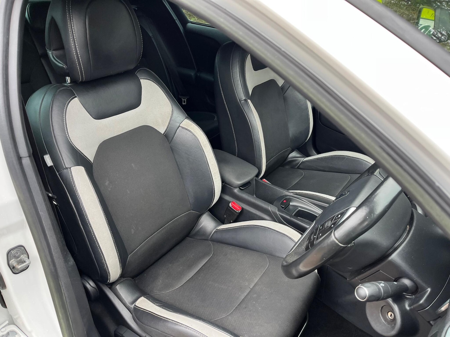 Used Citroen DS4 2014 for sale - 77633348: Photo 15