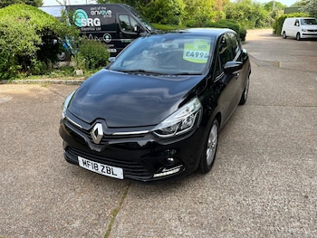 Used Renault Clio 2018 for sale - 78535947: Photo