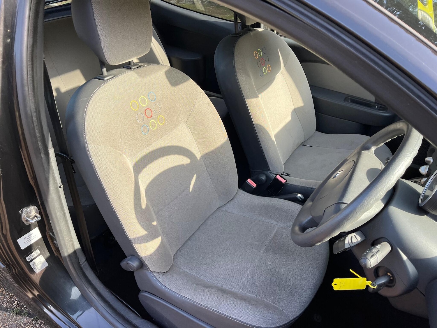 Used Renault Twingo 2011 for sale - 77695875: Photo 15