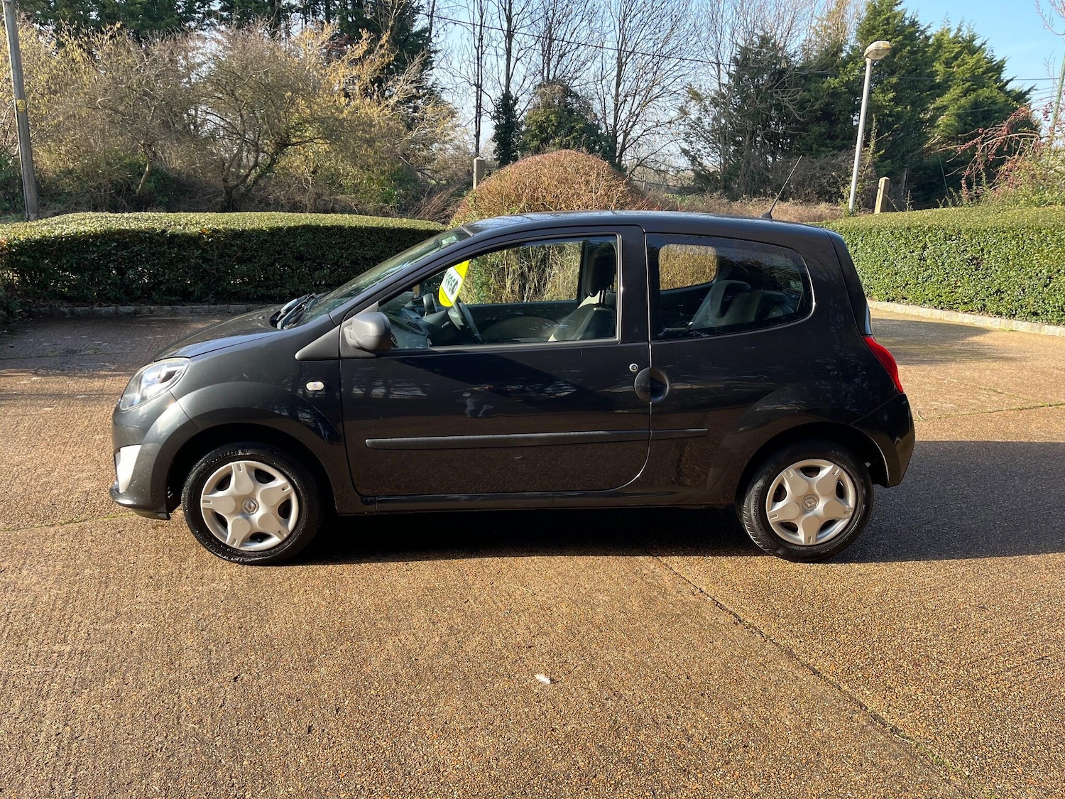 Used Renault Twingo 2011 for sale - 77695875: Photo 6