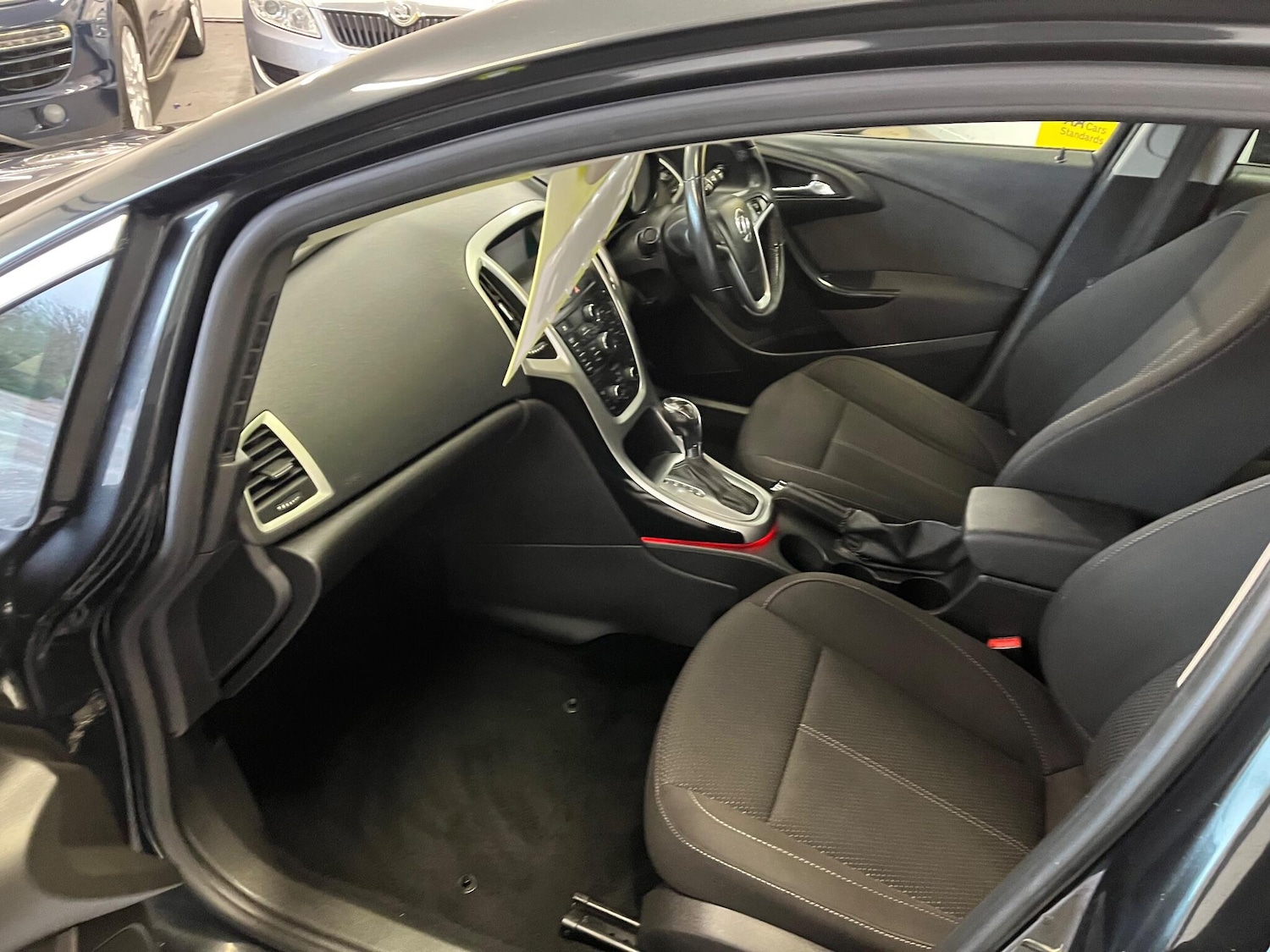 Used Vauxhall Astra 2015 for sale - 77290781: Photo 42