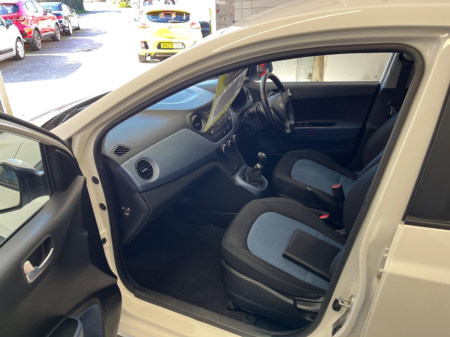 Used Hyundai i10 2014 for sale - 78006594: Photo 39