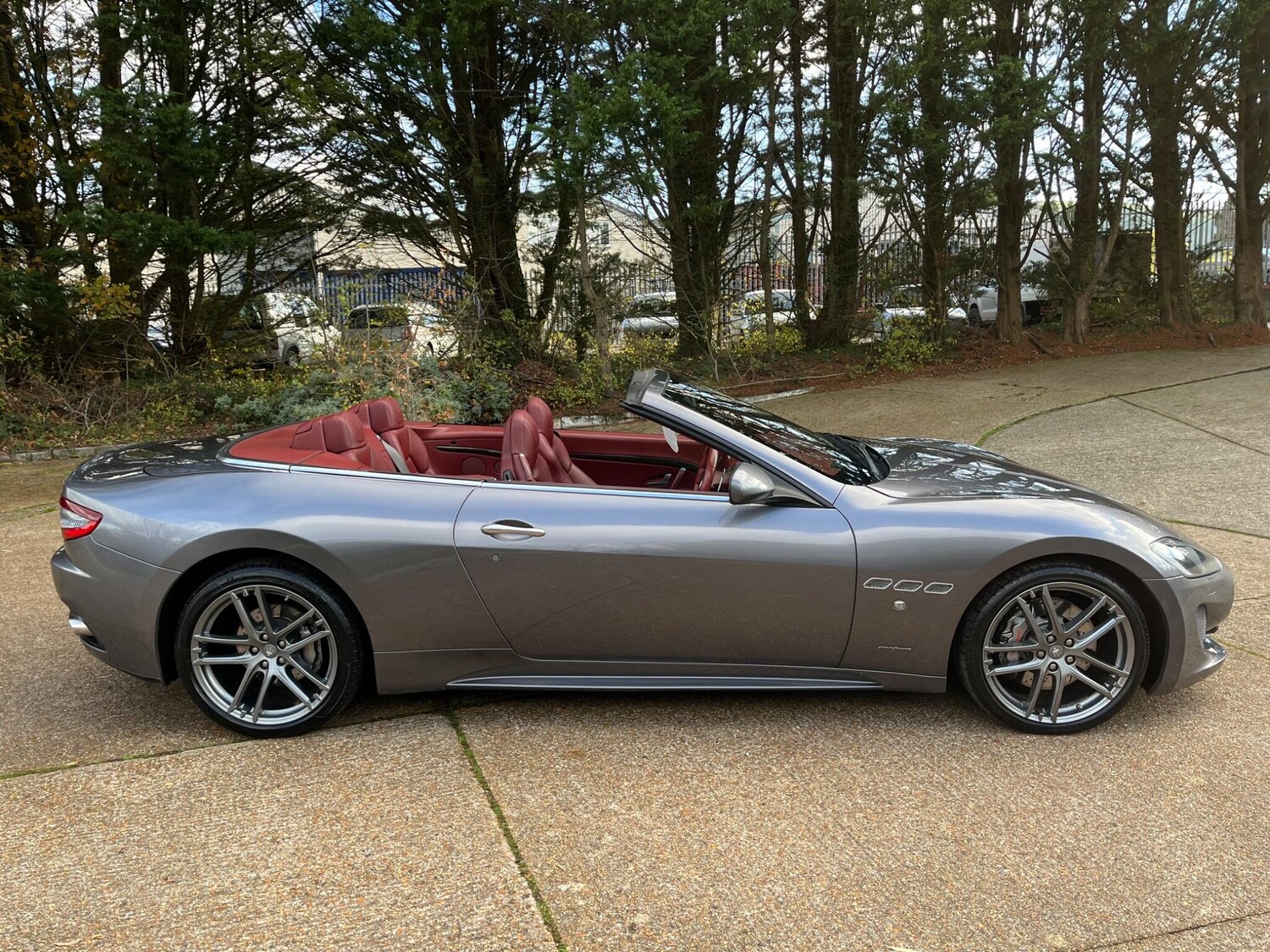 Used Maserati GranCabrio 2015 for sale - 77163420: Photo 12