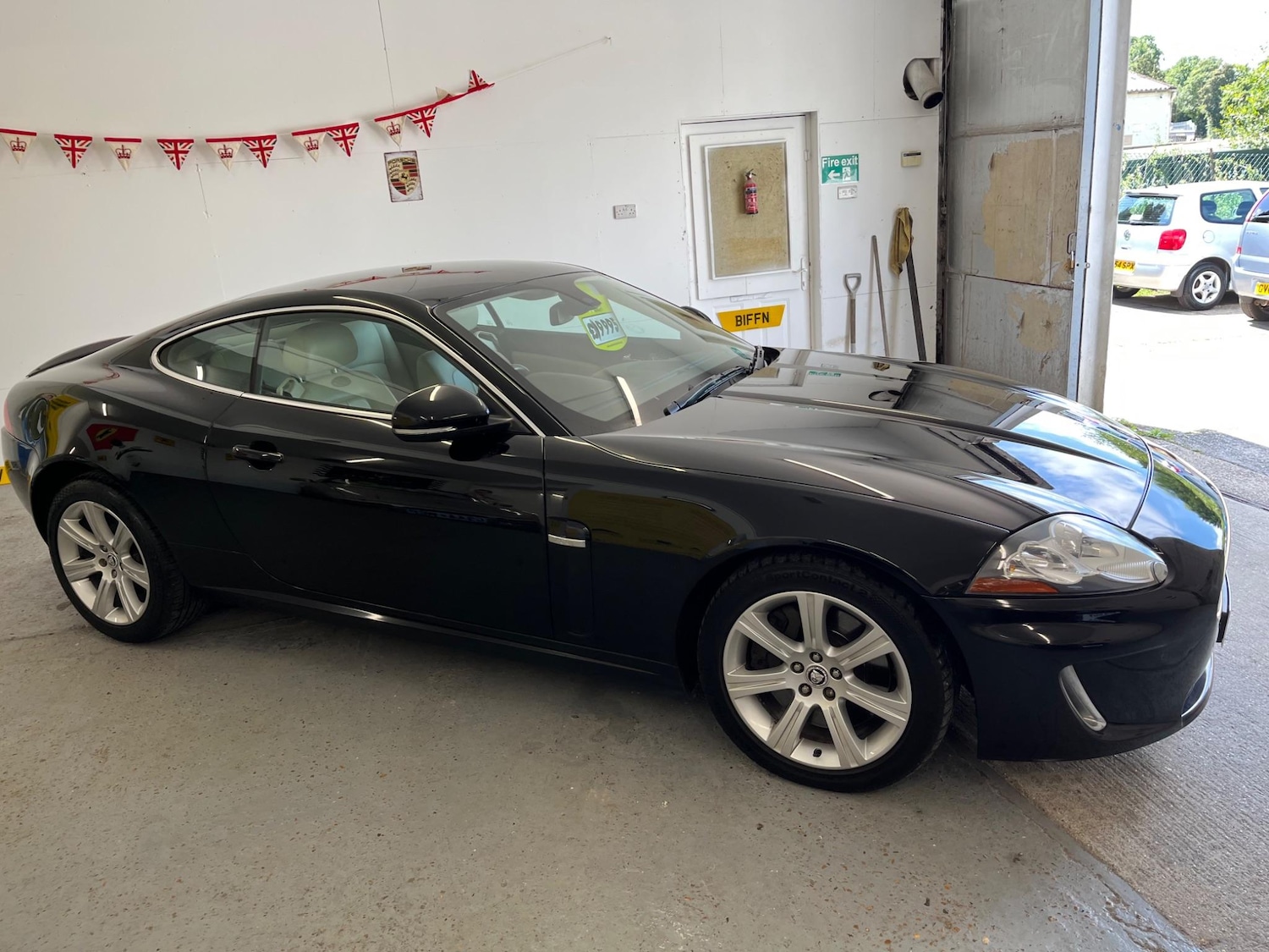Used Jaguar XK 2011 for sale - 77497547: Photo 21