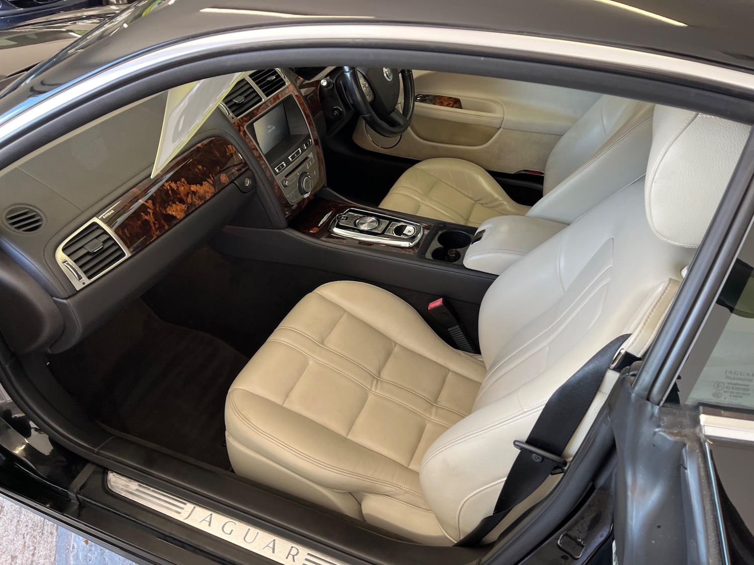 Used Jaguar XK 2011 for sale - 77497547: Photo 35