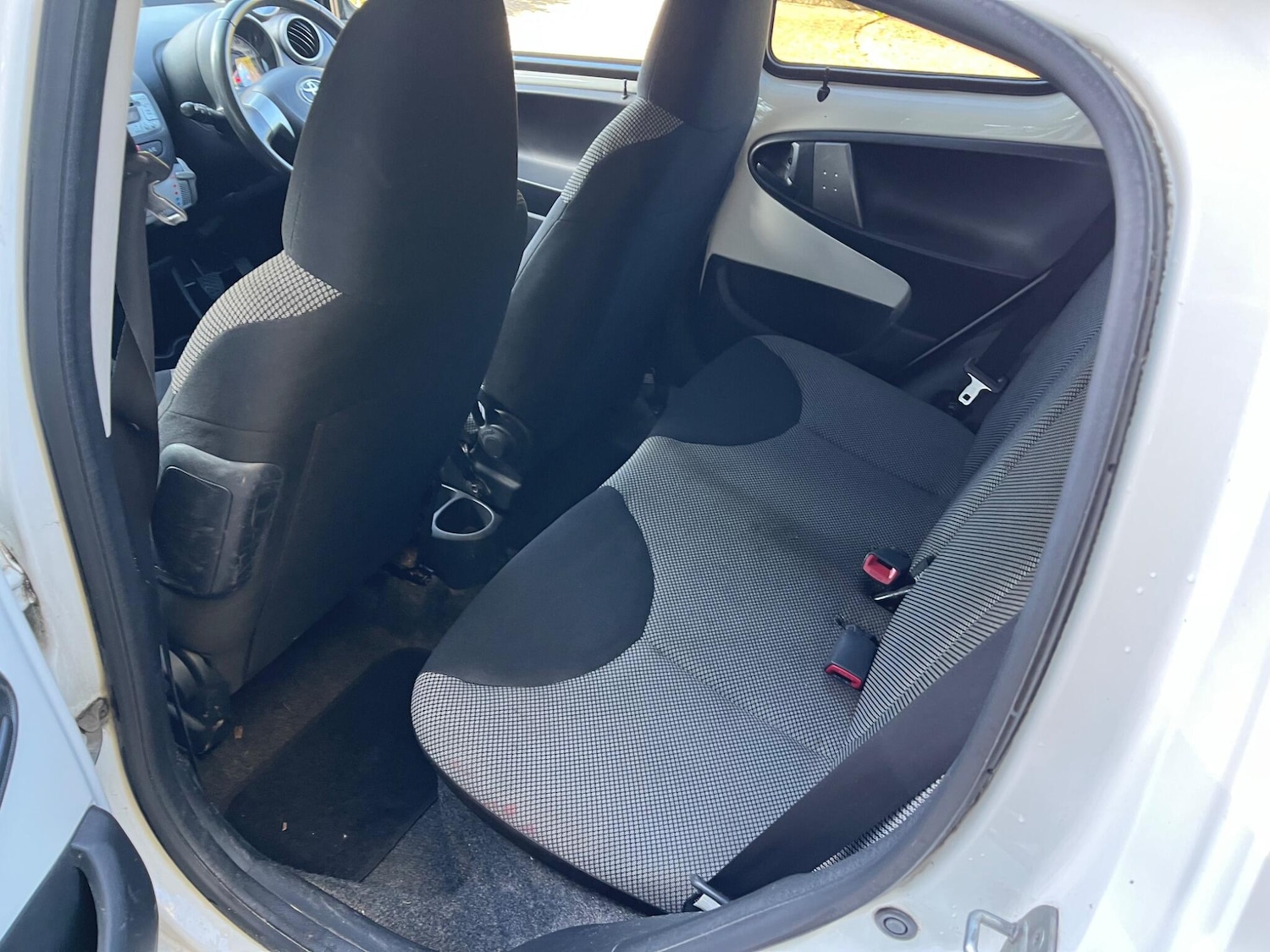 Used Toyota AYGO 2013 for sale - 77278977: Photo 22
