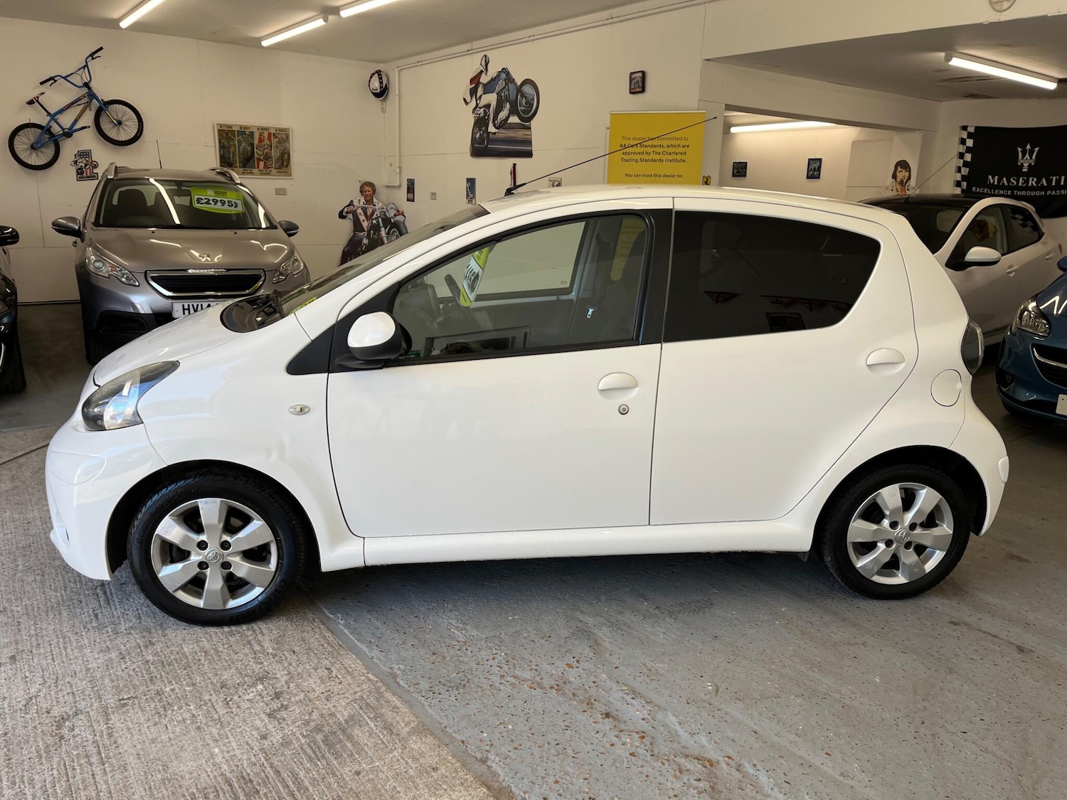 Used Toyota AYGO 2013 for sale - 77278977: Photo 28