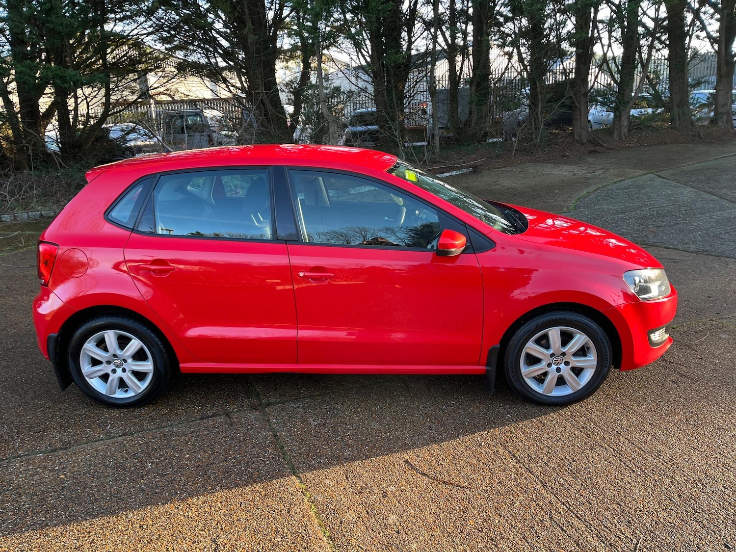 Used Volkswagen Polo 2010 for sale - 77215684: Photo 13