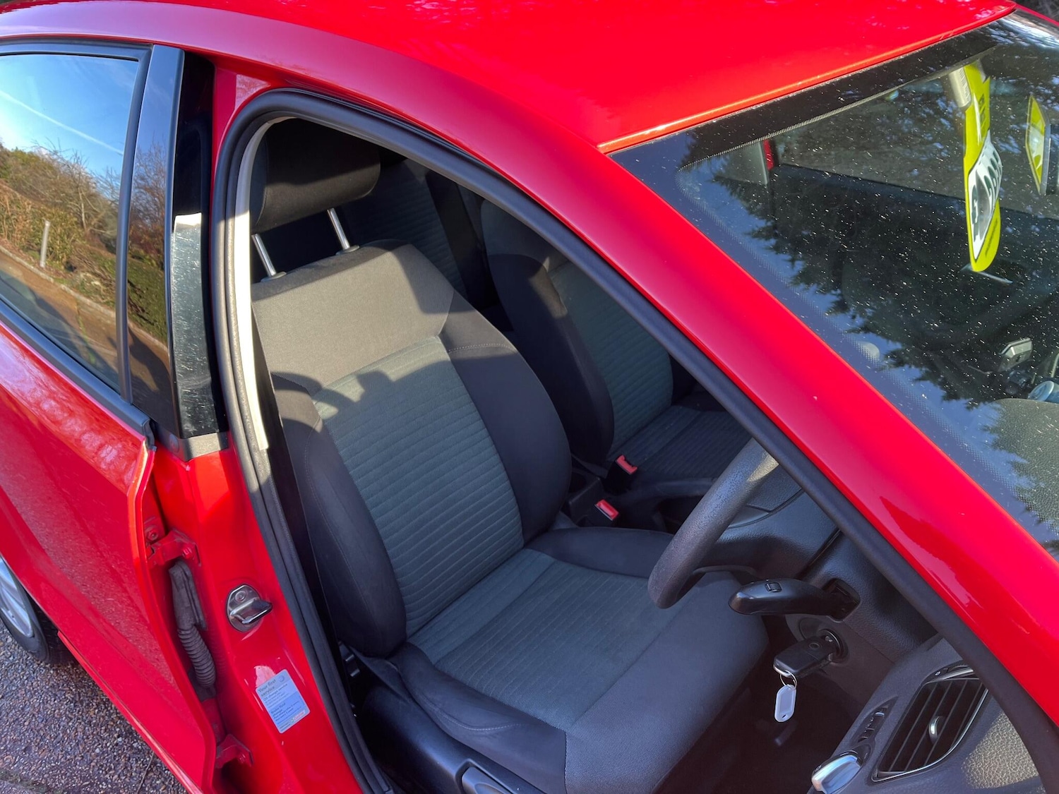 Used Volkswagen Polo 2010 for sale - 77215684: Photo 16