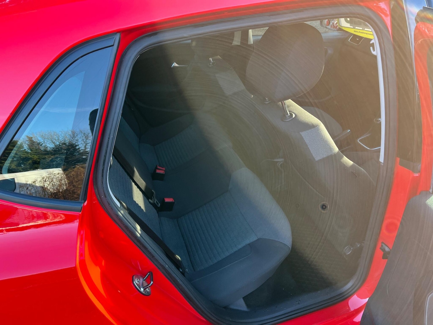 Used Volkswagen Polo 2010 for sale - 77215684: Photo 17