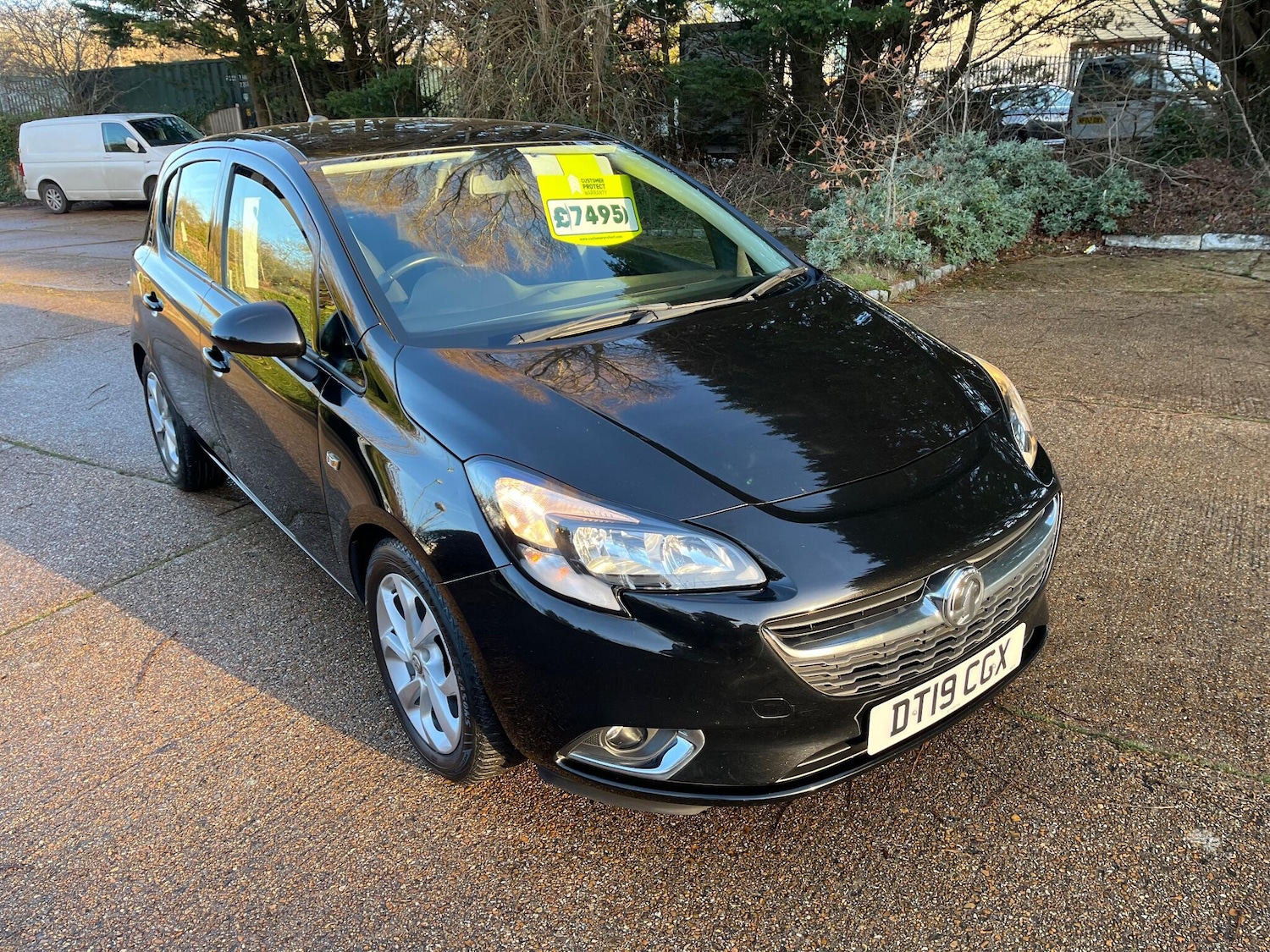 Used Vauxhall Corsa 2019 for sale - 77411419: Photo 2