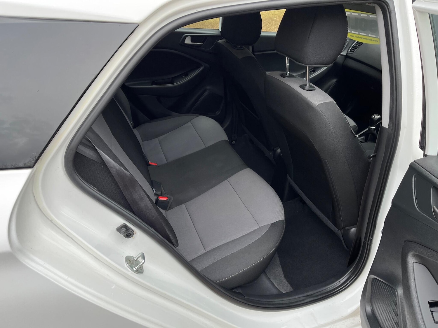 Used Hyundai i20 2017 for sale - 77550340: Photo 16