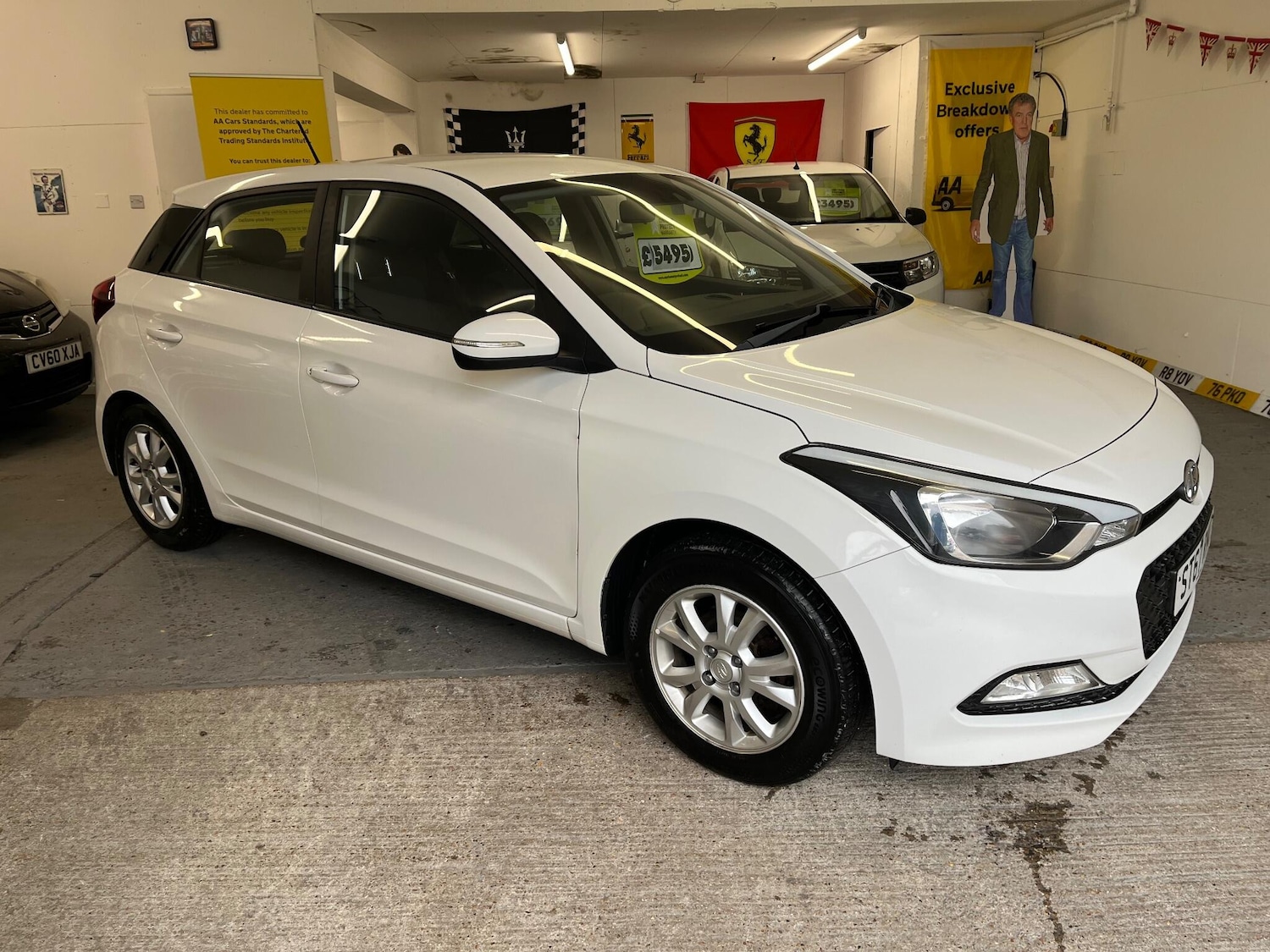 Used Hyundai i20 2017 for sale - 77550340: Photo 24