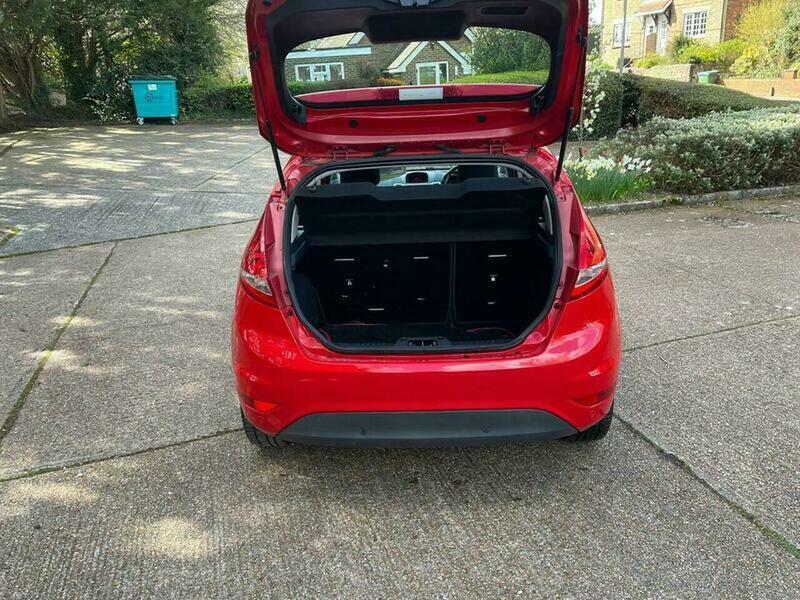 Used Ford Fiesta 2011 for sale - 78057813: Photo 10