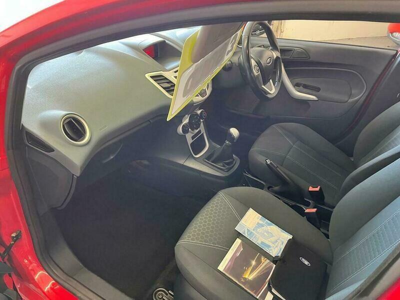Used Ford Fiesta 2011 for sale - 78057813: Photo 40