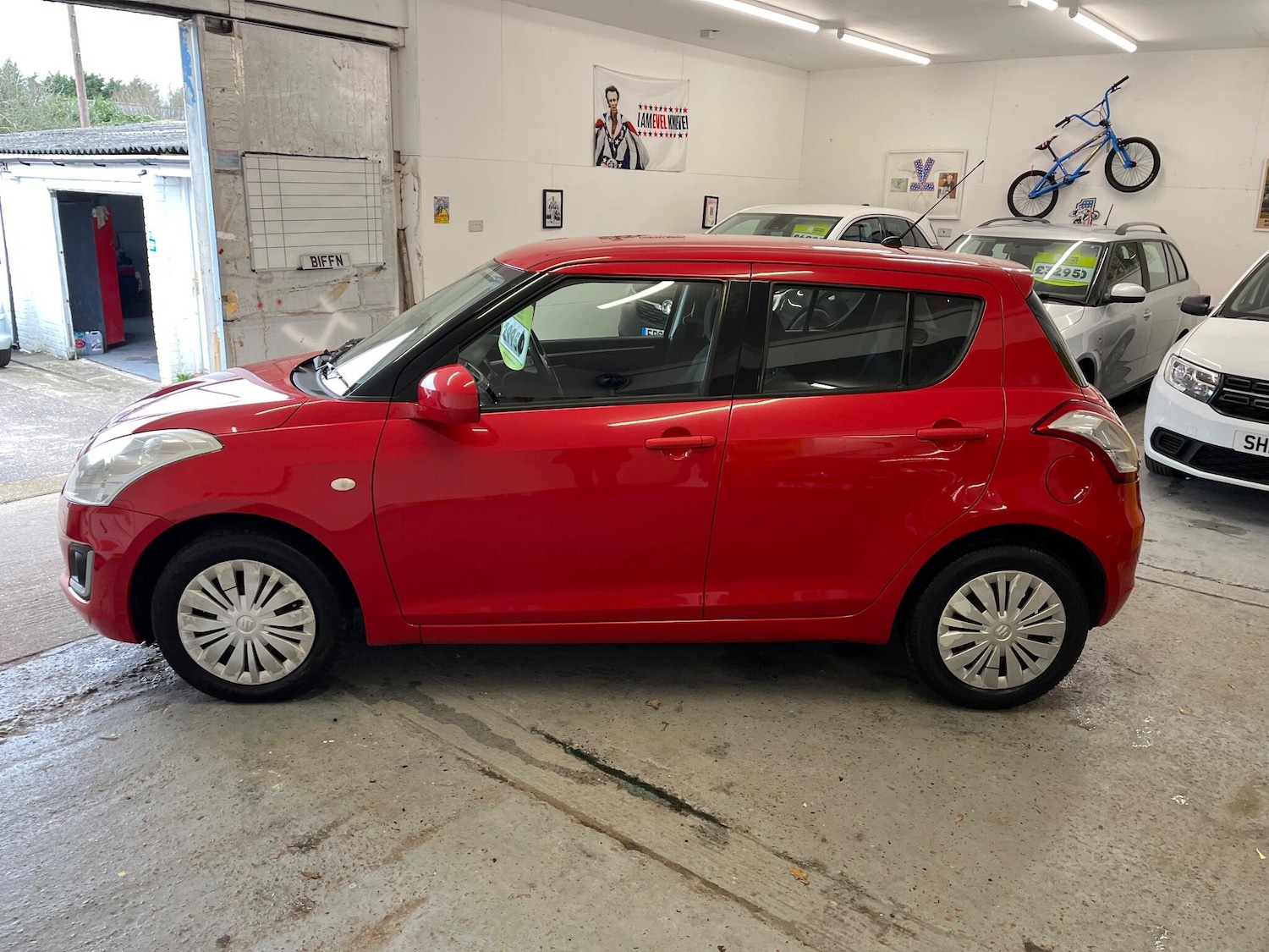 Used Suzuki Swift 2013 for sale - 77970763: Photo 30