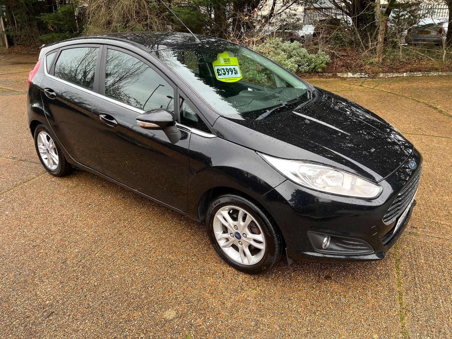 Used Ford Fiesta 2015 for sale - 77411432: Photo 1