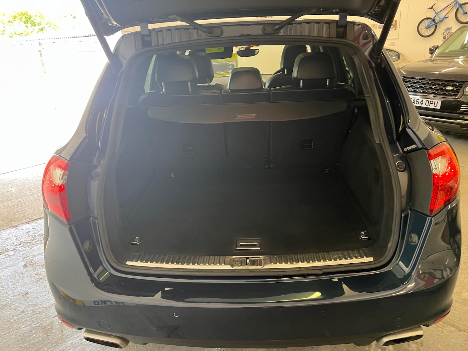 Used Porsche Cayenne 2011 for sale - 77162858: Photo 38