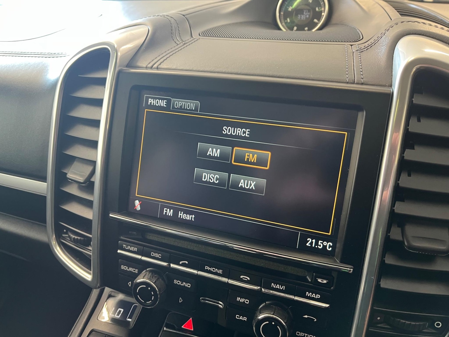 Used Porsche Cayenne 2011 for sale - 77162858: Photo 46