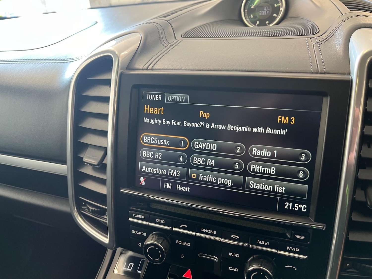 Used Porsche Cayenne 2011 for sale - 77162858: Photo 49