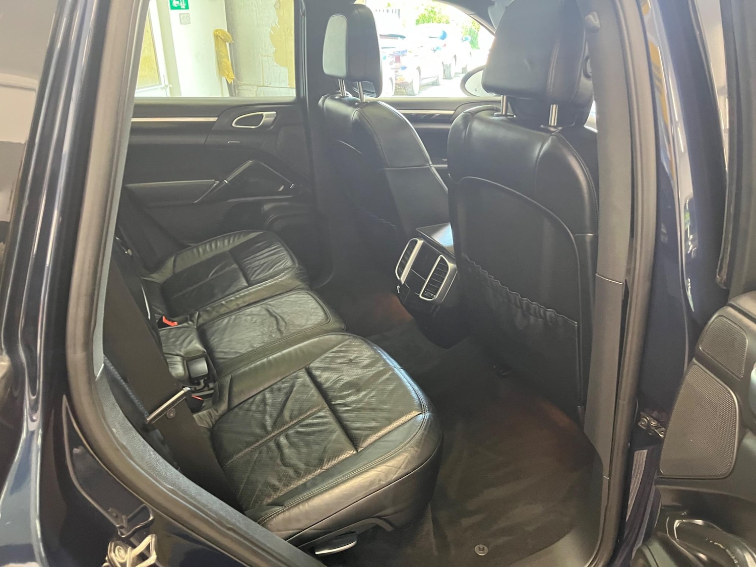 Used Porsche Cayenne 2011 for sale - 77162858: Photo 52