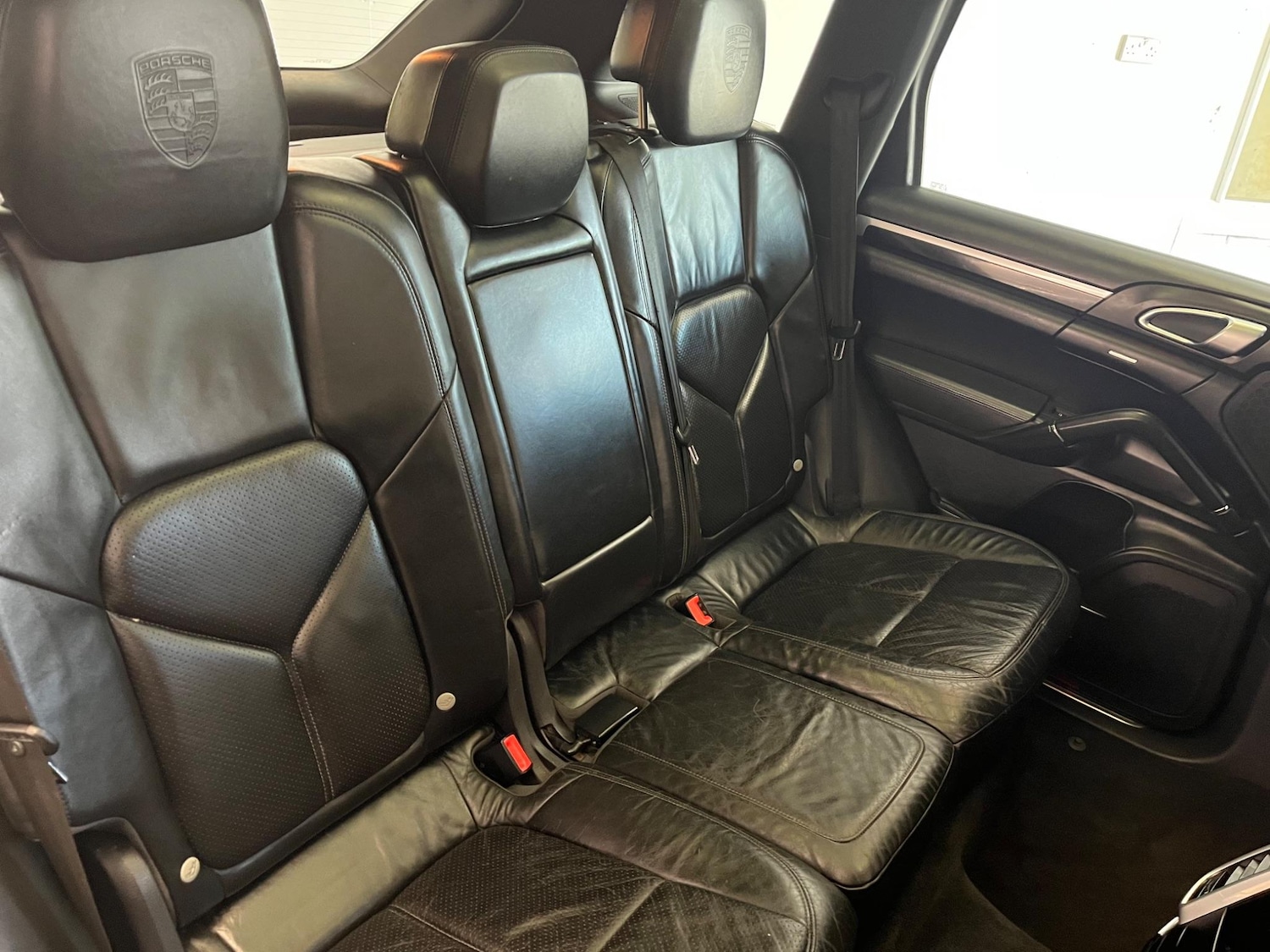 Used Porsche Cayenne 2011 for sale - 77162858: Photo 53