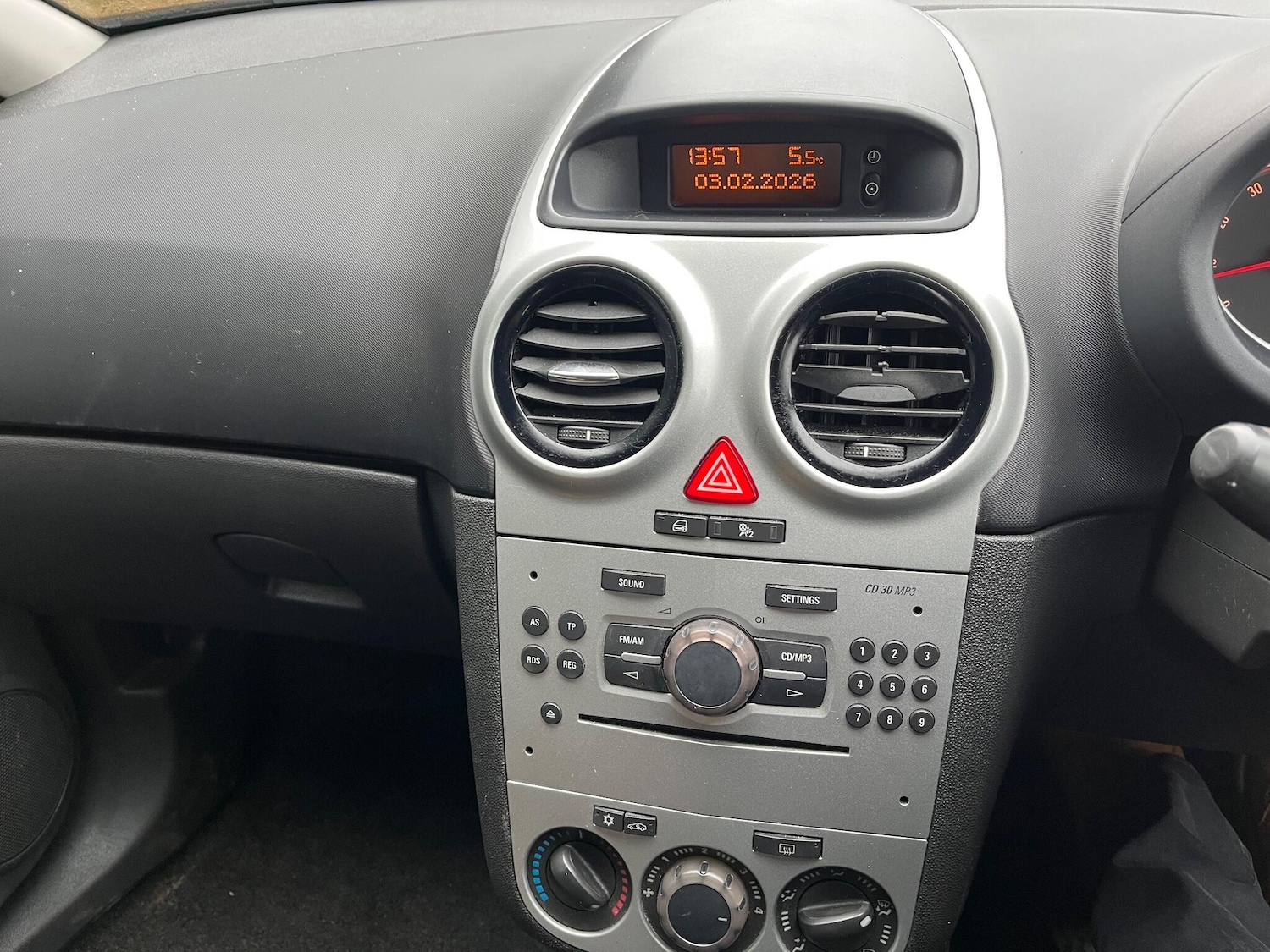 Used Vauxhall Corsa 2007 for sale - 77425456: Photo 20