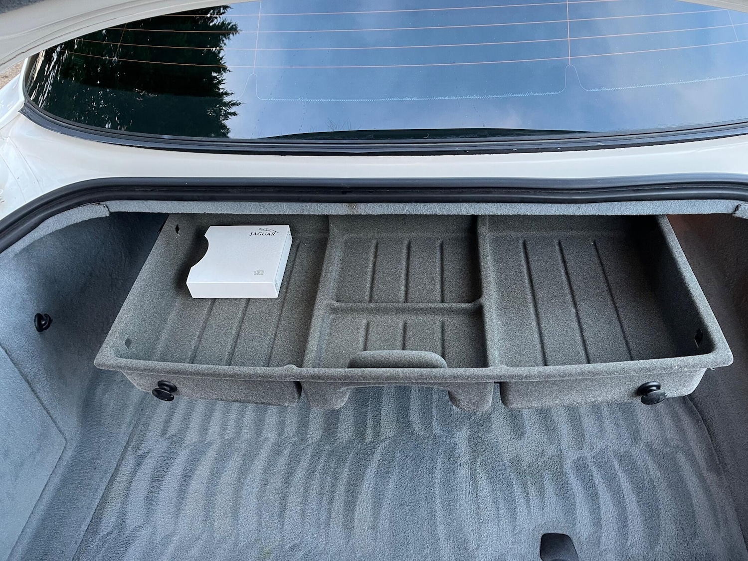 Used Jaguar XJ 2018 for sale - 77163140: Photo 11