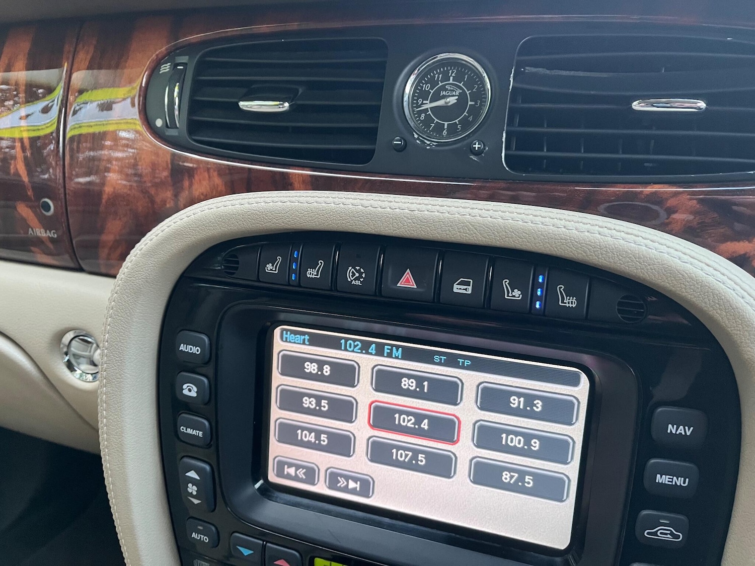 Used Jaguar XJ 2018 for sale - 77163140: Photo 18