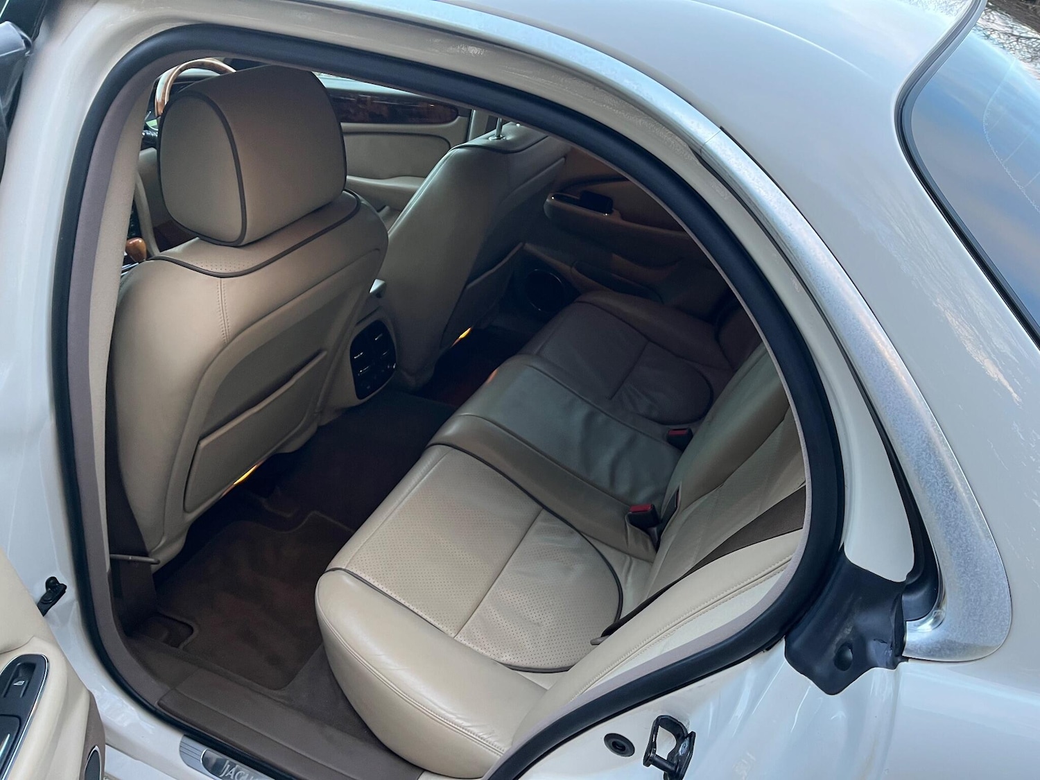 Used Jaguar XJ 2018 for sale - 77163140: Photo 27