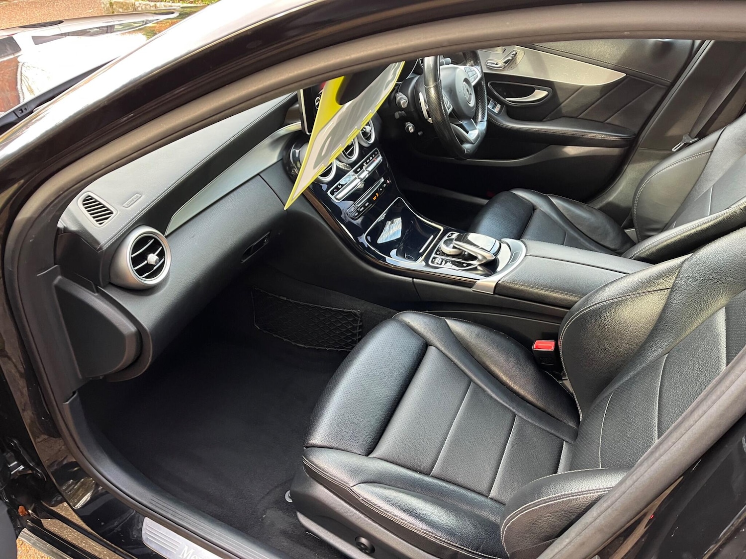 Used Mercedes-Benz C Class 2015 for sale - 77190367: Photo 28