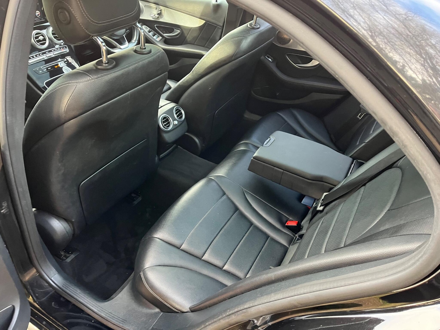 Used Mercedes-Benz C Class 2015 for sale - 77190367: Photo 30