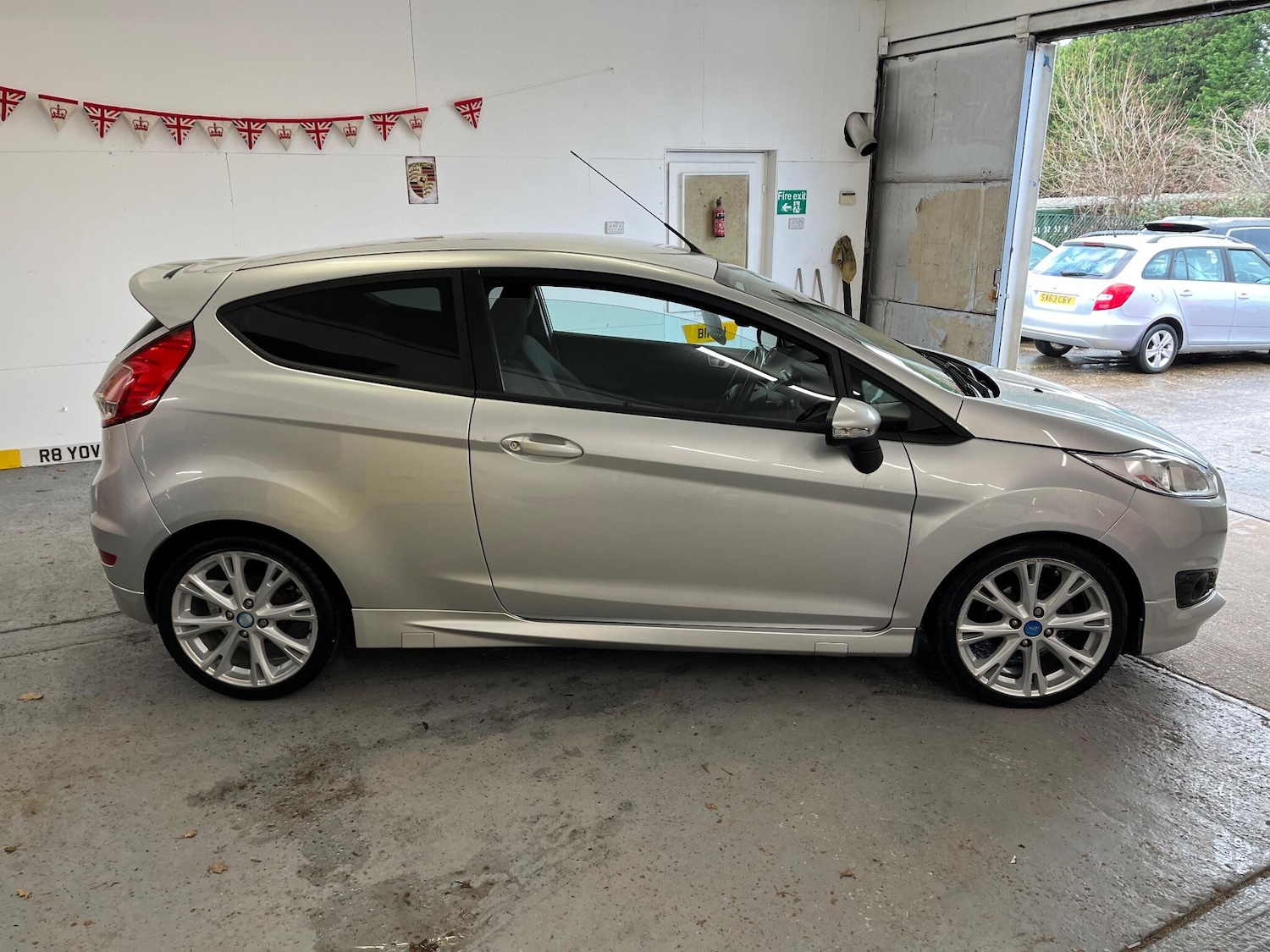 Used Ford Fiesta 2013 for sale - 77229441: Photo 33