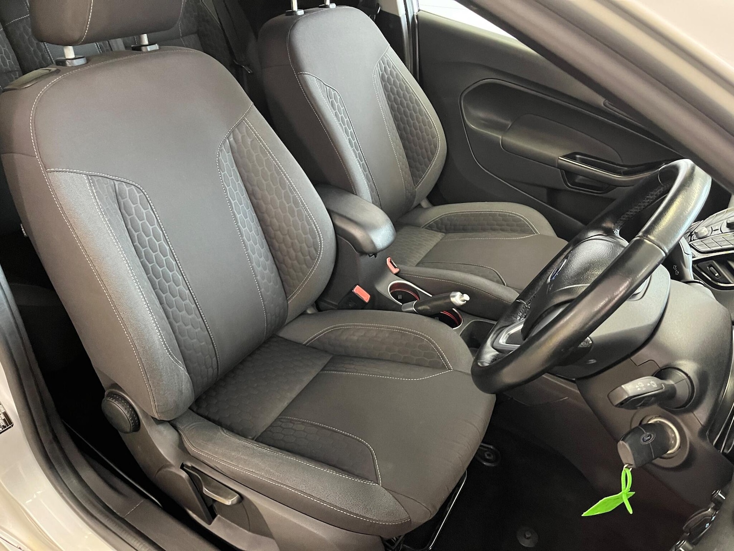 Used Ford Fiesta 2013 for sale - 77229441: Photo 35