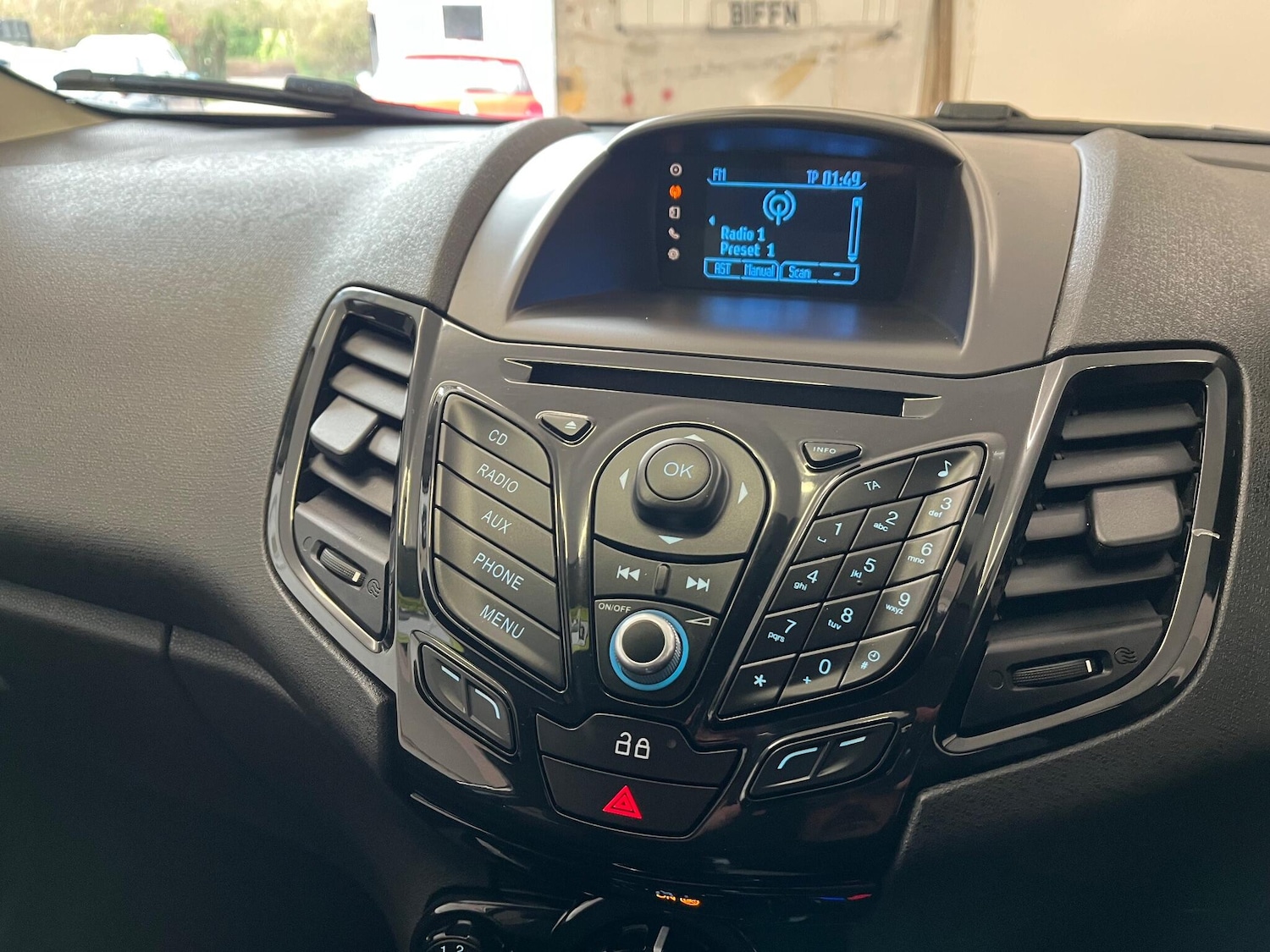 Used Ford Fiesta 2013 for sale - 77229441: Photo 37