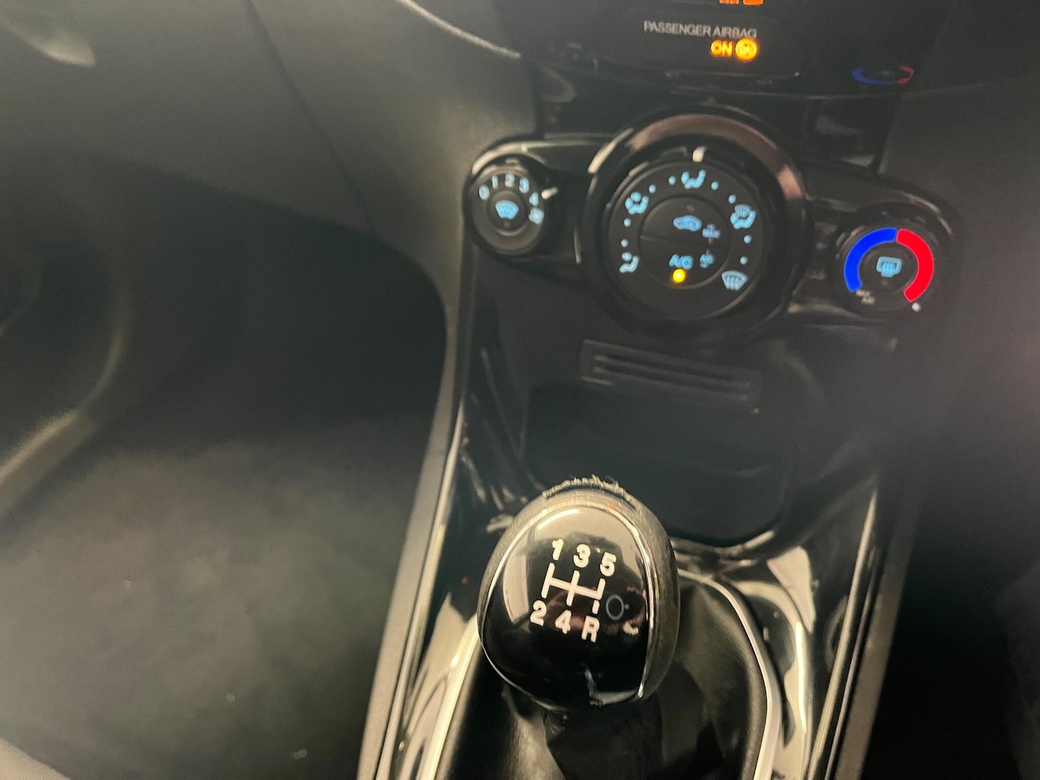 Used Ford Fiesta 2013 for sale - 77229441: Photo 38