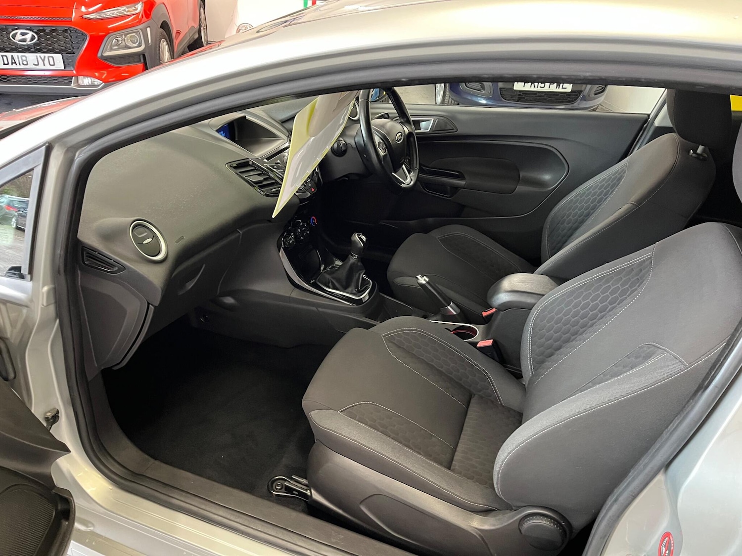 Used Ford Fiesta 2013 for sale - 77229441: Photo 40